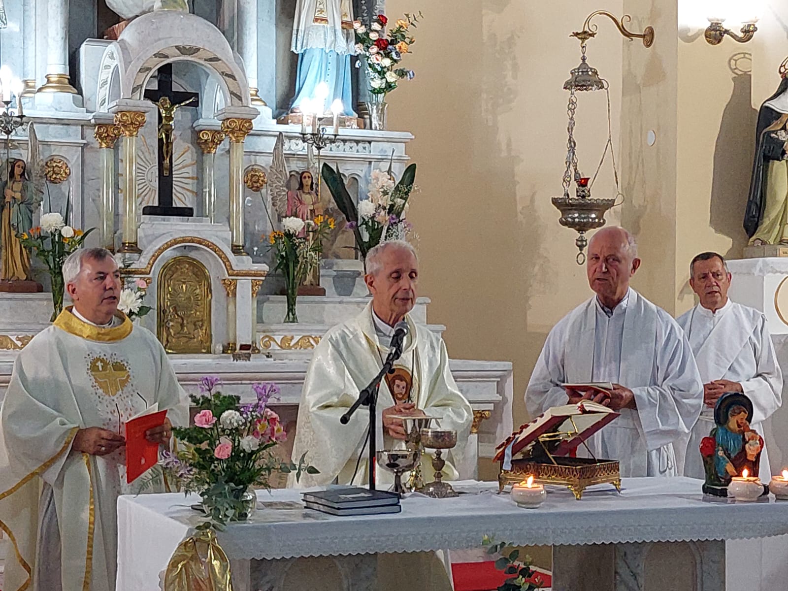 Cardenal Mario Poli en San José
